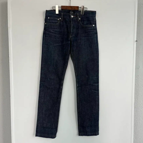[BUNJANG] A.P.C. Petit Standard Raw Denim Jeans / A.P.C. 페티트 스탠다드 생지 데님 26