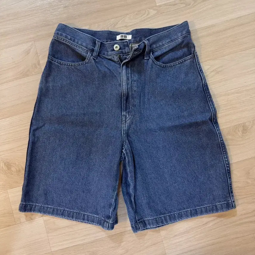 [BUNJANG] Uniqlo U Denim Bermuda Shorts Size 29 / 유니클로U 데님 버뮤다 팬츠 29사이즈