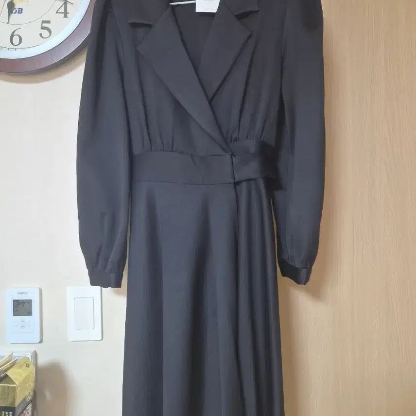 [BUNJANG] Lazy Corner Labelle One-Piece Dress / 레이지코너 라벨르op