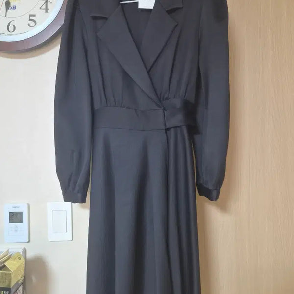 [BUNJANG] Lazy Corner Labelle One-Piece Dress / 레이지코너 라벨르op