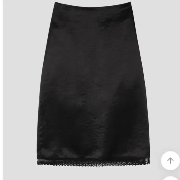 [BUNJANG] ROUET Noen Satin Lace Banding Slit Midi Skirt / *루엣* 노운 새틴 레이스 밴딩 트임 미디 스커트