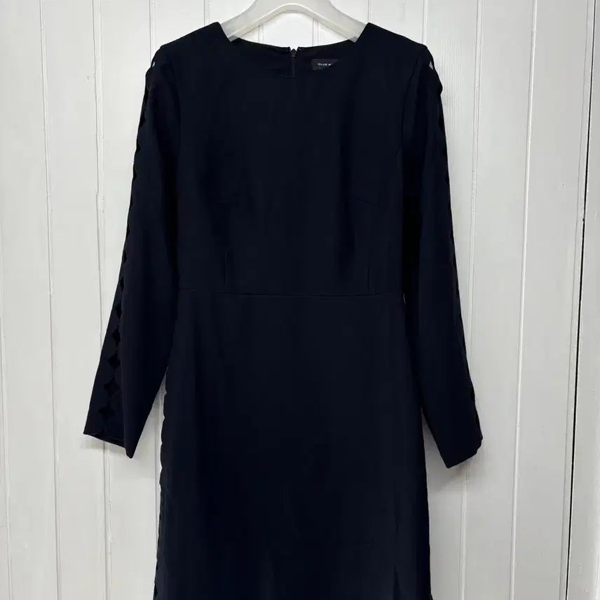 [BUNJANG] Club Monaco Navy Cut-Out Detail Mini Dress / 클럽모나코 네이비 컷아웃 디테일 원피스 00(44) 라