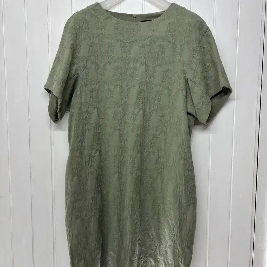 [BUNJANG] BestiBelli Olive Green Patterned Dress / 베스티벨리 올리브 그린 패턴 원피스 66까지  라