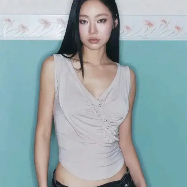 [BUNJANG] Please Follow Deba Sleeveless Top Silver Grey / 플리즈노팔로우 데바 슬리브리스 탑 실버그레이