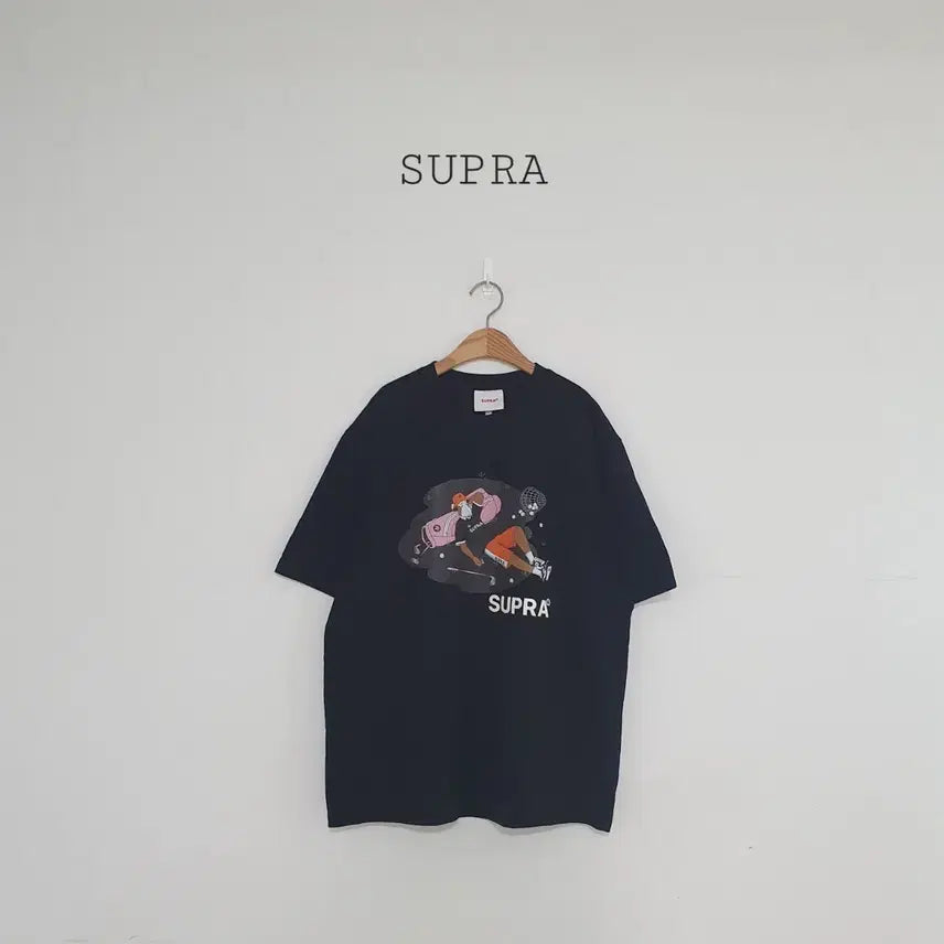[BUNJANG] SUPRA Black Graphic T-Shirt / 세일)No.26061602 SUPRA 수프라 반팔 티셔츠 블랙