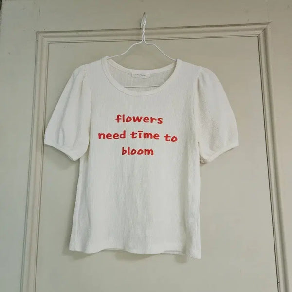 [BUNJANG] White T-Shirt with Flower Printing / 반팔 티셔츠 흰색 꽃 프린팅