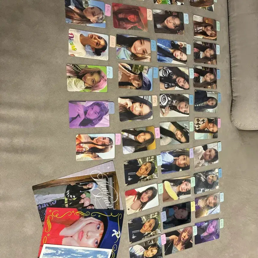 [BUNJANG] NewJeans Photocard & Postcard Bundle / 뉴진스 포토카드 & 엽서 팔아요