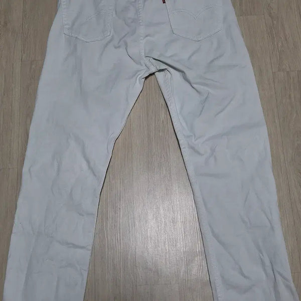 [BUNJANG] Levi's 510 White Jeans (30W/32L) / (30) 리바이스 510 화이트진 팝니다.