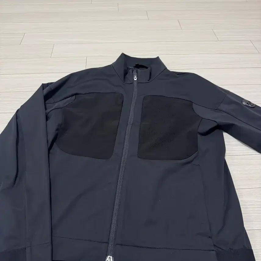[BUNJANG] AmazingKri Windbreaker XL / 어메이징크리 바람막이 xl