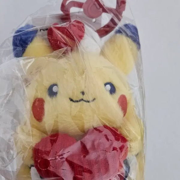 [BUNJANG] Pokemon Center Pikachu Doll Heart Keychain / 포켓몬스터 다이너 피카츄 인형 하트 키링