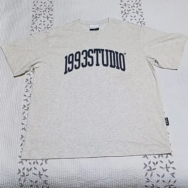 [BUNJANG] 1993 Studio Oversized Fit T-Shirt / 1993스튜디오 오버핏반팔 110 가슴59 기장73