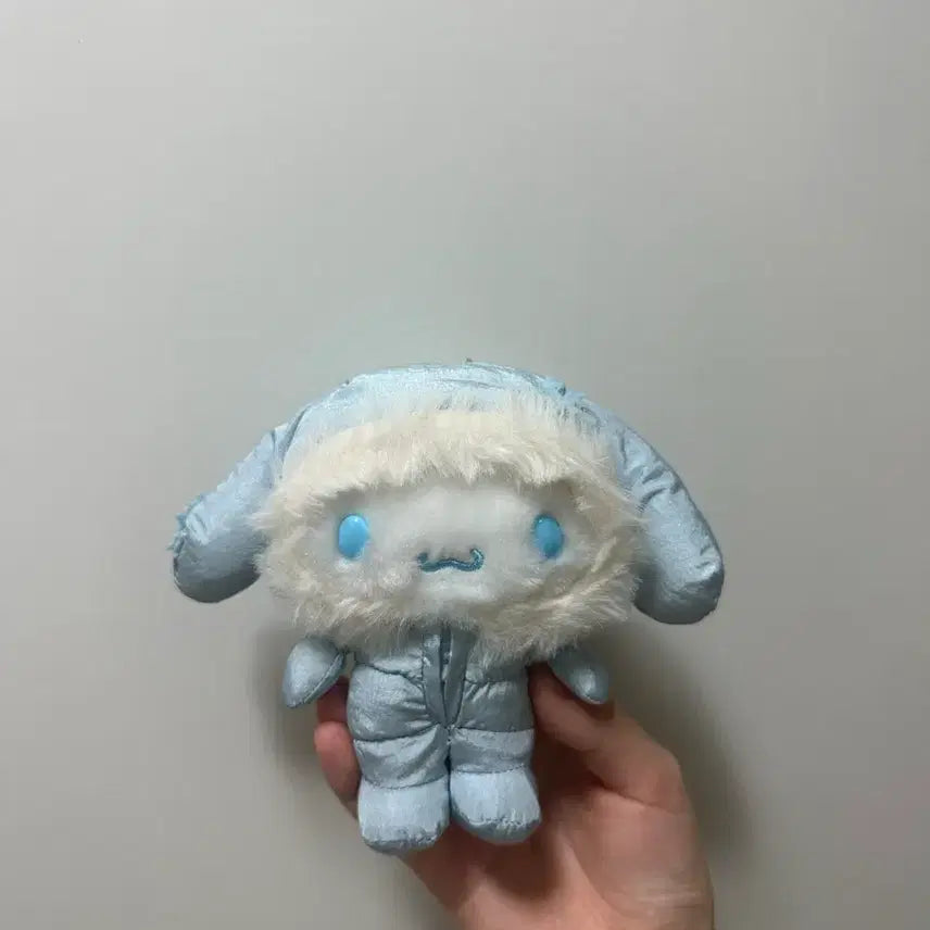 [BUNJANG] Cinnamoroll Padded Doll Keychain / 시나모롤 패딩 인형 키링