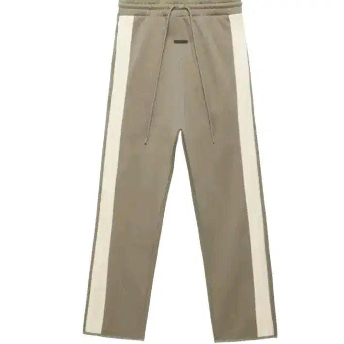 [BUNJANG] Adidas x Fear of God Athletics Relaxed Sweatpants Clay Yellow (S) / [새제품] 아디다스 x 피어오브갓 애슬레틱스 릴렉스드 스웨트팬츠 (S)