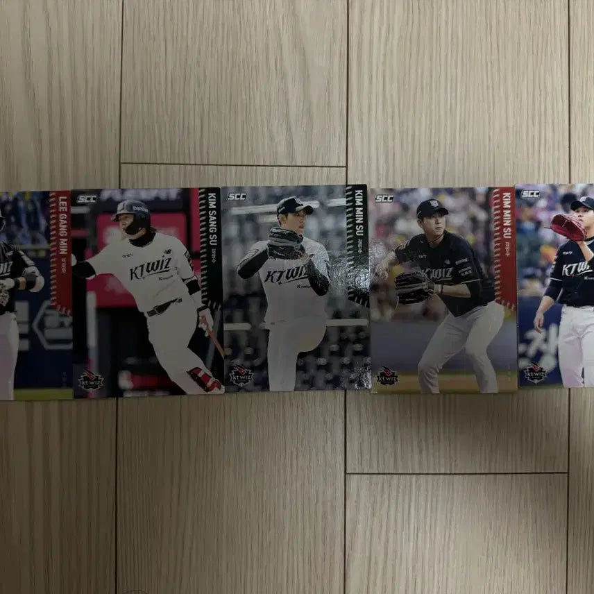[BUNJANG] KT Wiz KBO Baseball Cards / KT위즈 카드 팝니다