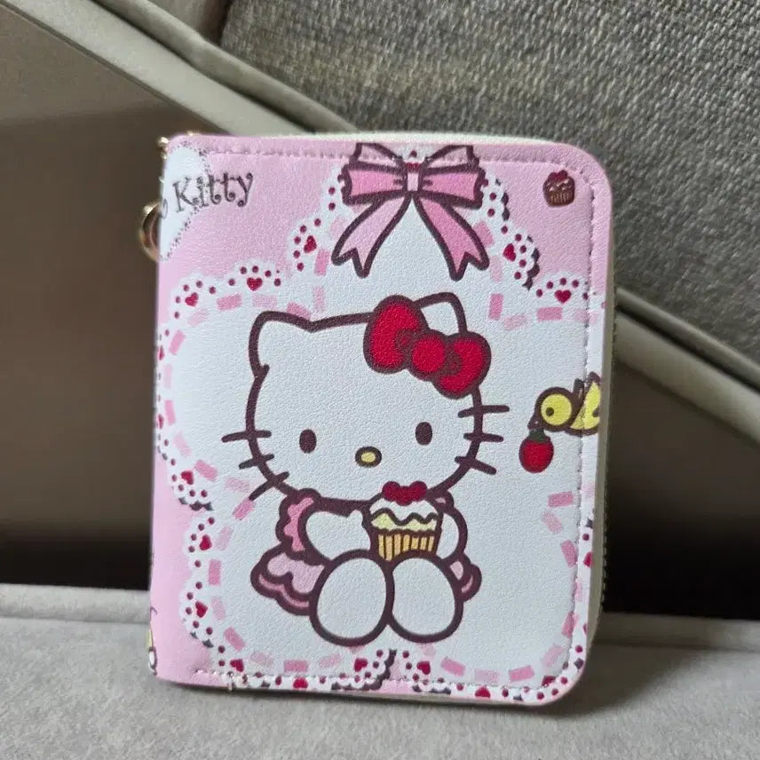 [BUNJANG] Hello Kitty Zipper Wallet / 미사용,헬로키티 지퍼 지갑,반지갑