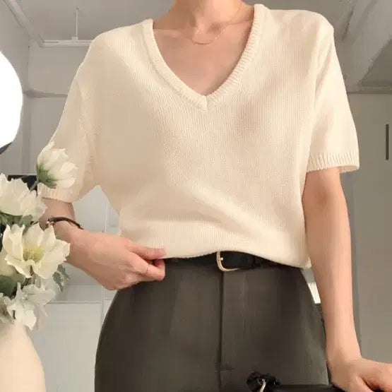 [BUNJANG] Rode V Summer Short-Sleeve Knit (Cream Ivory) / (새상품) 사색 로데 V 여름 반팔 니트 (크림 아이보리)