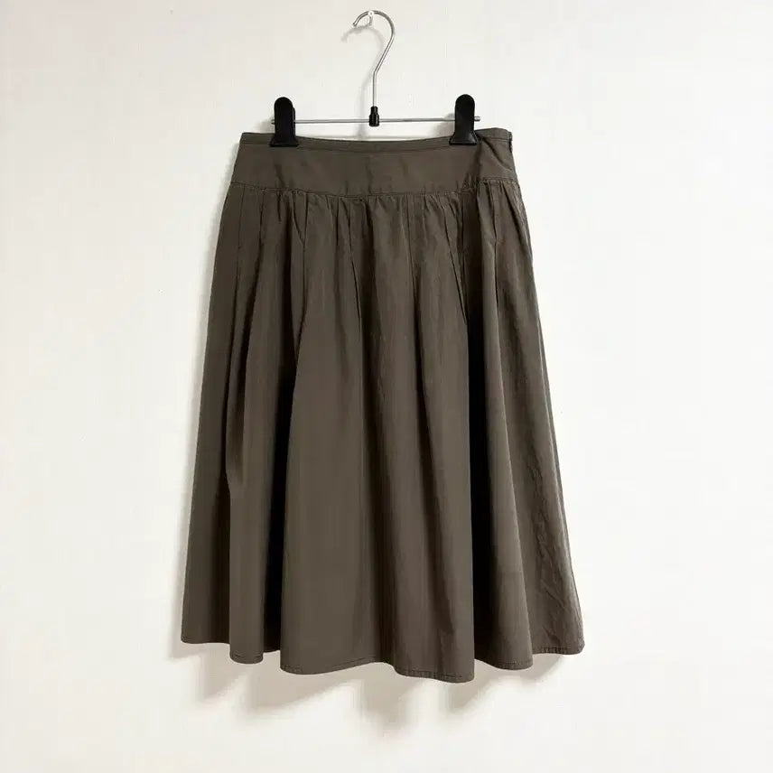 [BUNJANG] Margaret Howell Cotton Pin Tuck A-Line Skirt / 마가렛호웰 브라운 스커트
