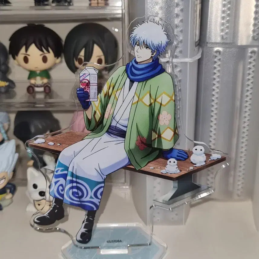 [BUNJANG] Gintama Gintoki Winter Strawberry Milk Acrylic Standee / 은혼 긴토키 아크릴스탠드 겨울 딸기우유