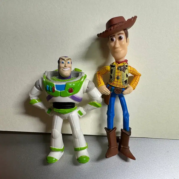 [BUNJANG] Vintage Woody and Buzz Lightyear Figure Set / 버즈 우디 고전 피규어 세트 (크기는 가챠만큼)