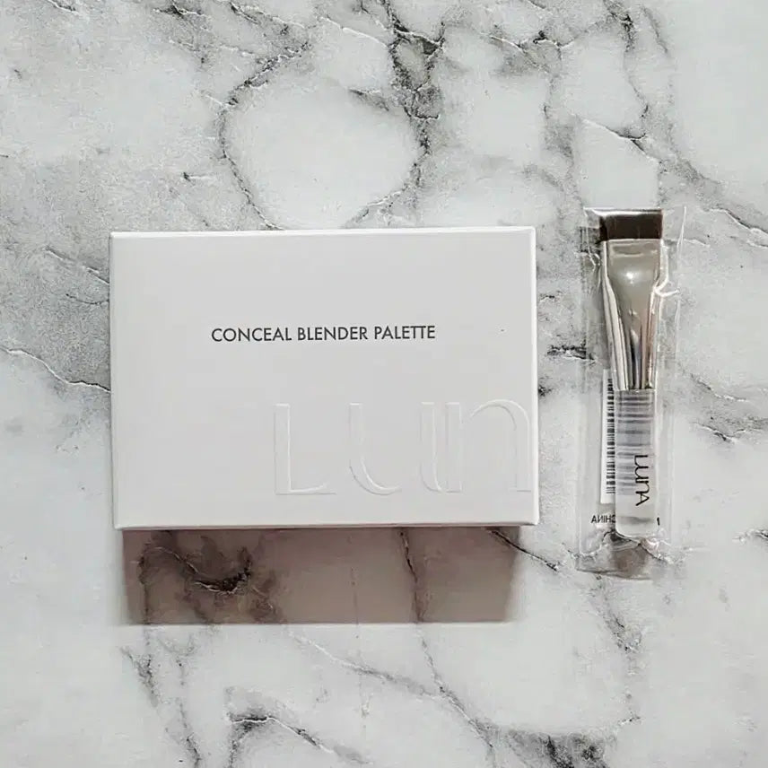 [BUNJANG] Luna Conceal Blender Palette 01 Clear Cover with Brush (Unsealed New) / (미개봉 새상품) 루나 컨실 블렌더 팔레트 01 클리어 커버 + 브러쉬