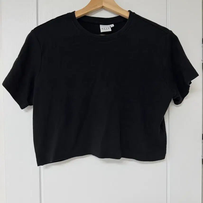 [BUNJANG] Elle Paris Black Cropped T-Shirt (L) / 엘르 파리스 블랙 크롭 반팔티 L