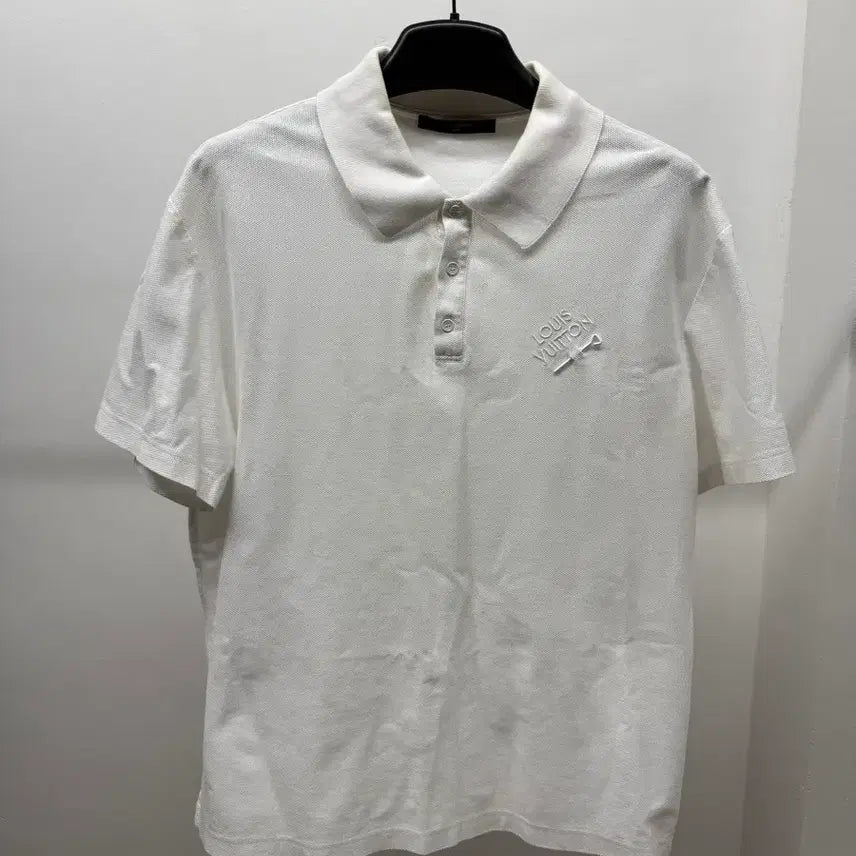[BUNJANG] Louis Vuitton Embroidered Collar T-Shirt XL / 루이비통 엠브로이더드 카라티 백화점판 XL