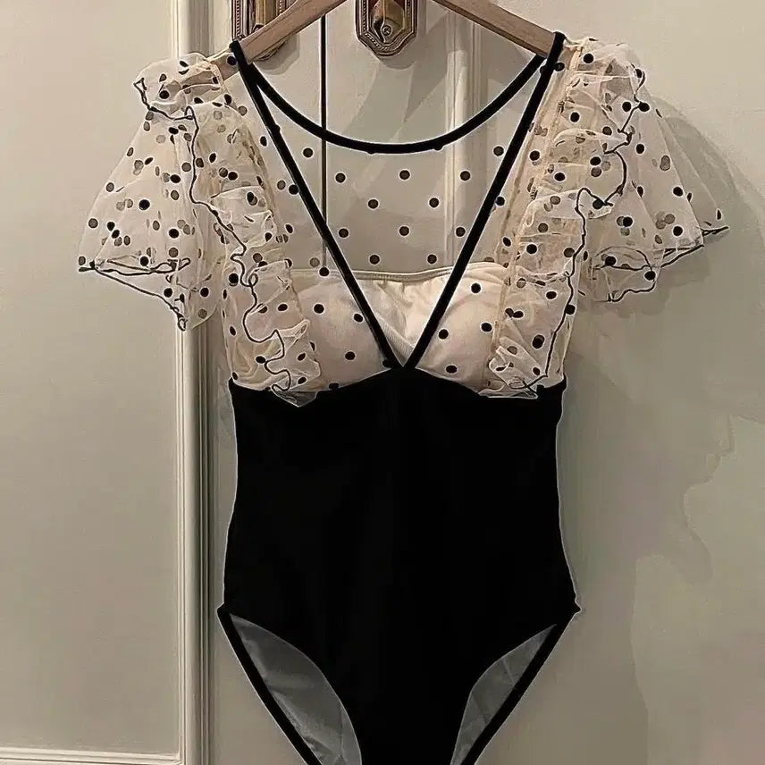 [BUNJANG] Fbloomer Frill Monokini Swimsuit / 플로머 프릴 모노키니 수영복 호캉스