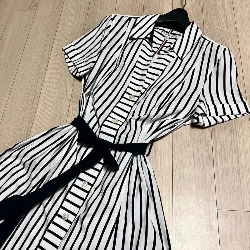 [BUNJANG] Tommy Hilfiger Cotton Stripe Belted Long Dress / 타미힐피거 바스락 코튼 스트라이프 반팔 셔츠 벨트 롱원피스 블랙화이트