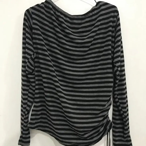 [BUNJANG] Stripe Off-Shoulder Long Sleeve T-Shirt / 스트라이프 오프숄더 티셔츠 블랙/그레이