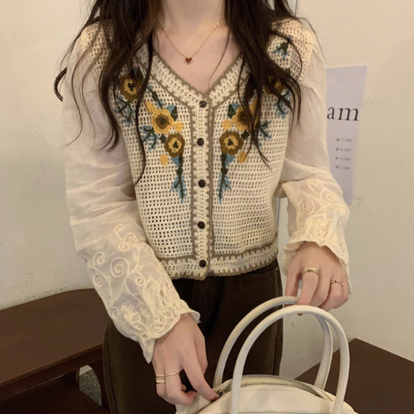 [BUNJANG] Flower Embroidery Crop Knit Cardigan with See-through Puff Sleeves / 새상품 플라워 자수 크롭 니트 가디건 시스루 퍼프소매