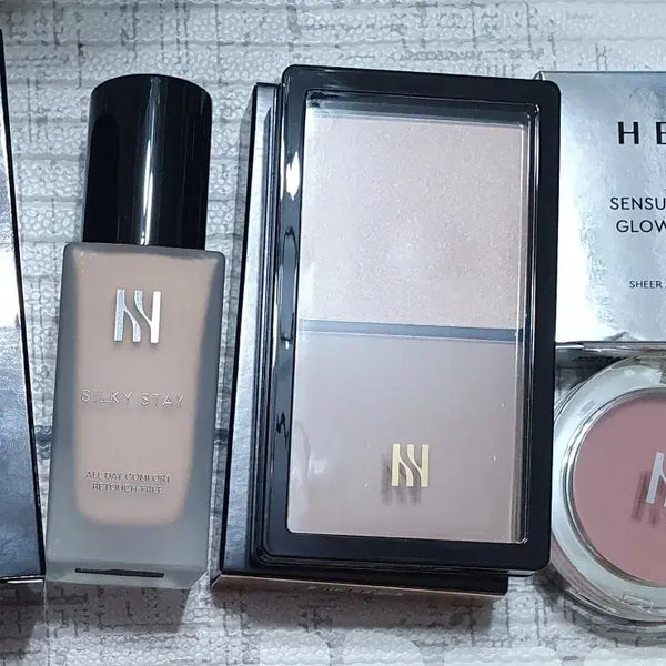 [BUNJANG] Hera Silky Stay Foundation 30g / 헤라 실키스테이 파운데이션 30g