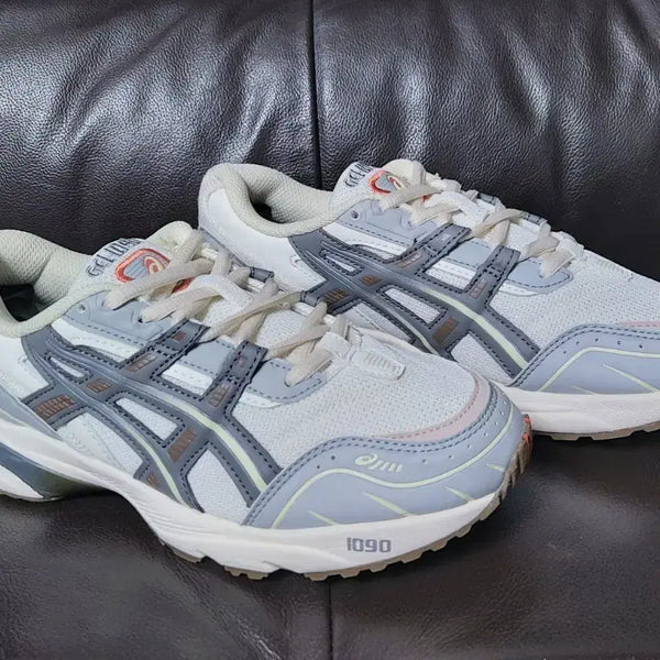 [BUNJANG] ASICS Gel 1090 Blue Grey (245mm) / 아식스 젤 1090 블루 그레이 (245mm)
