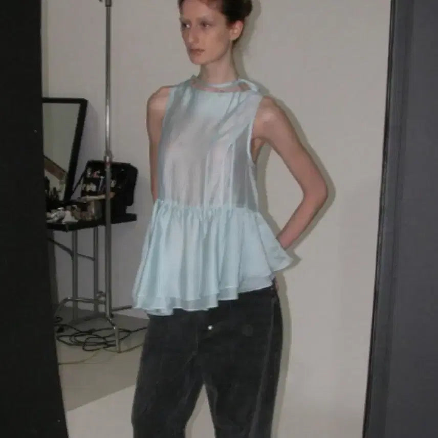[BUNJANG] Partamento Woman Tie-Neck Frill Shirring Blouse (Sky Mint) / 파르티멘토우먼 타이넥 프릴 셔링 블라우스 스카이 민트