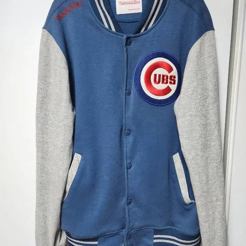[BUNJANG] Mitchell & Ness Chicago Cubs Varsity Jacket Size L / 미첼앤네스 시카고 컵스  바시티 자켓 사이즈 100
