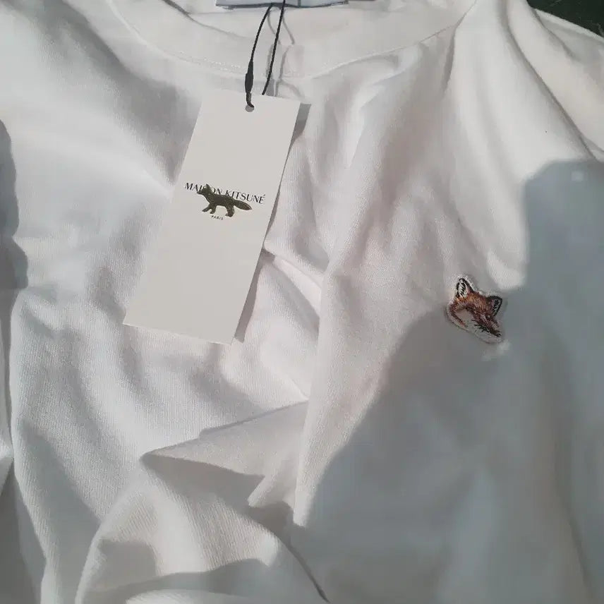 [BUNJANG] Maison Kitsuné Fox Patch Short Sleeve T-Shirt White / 새상품 정품 메종키츠네 반팔티