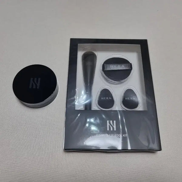 [BUNJANG] Hera Black Cushion Foundation with Brush and Puff Set / 헤라 블랙쿠션 본품 13n1 17c1 17n1 21n1 23n1 브러쉬