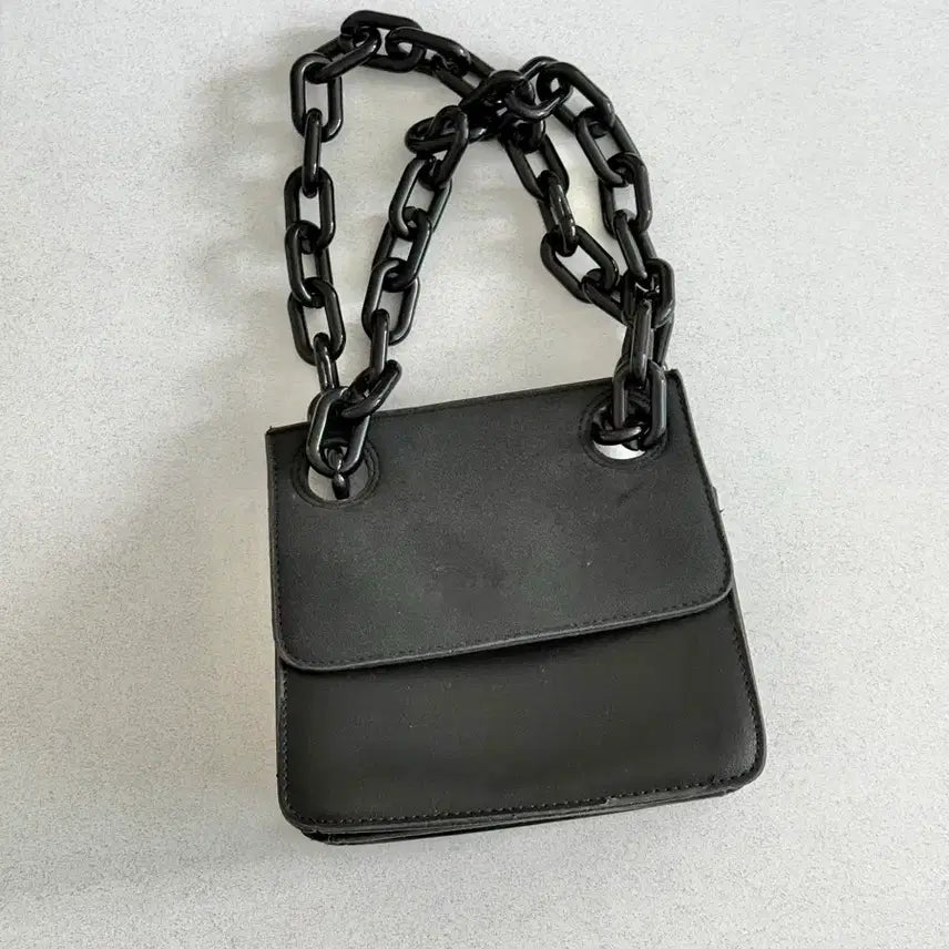 [BUNJANG] Chain Shoulder Bag Black / 체인 숄더백 블랙