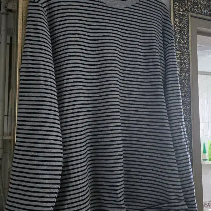 [BUNJANG] Dive In Stripe Long Sleeve T-Shirt / 다이브인 스트라이프 긴팔 티셔츠