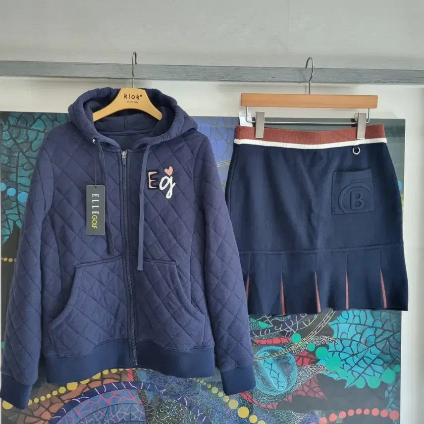 [BUNJANG] Elle Golf Quilted Hooded Zip-Up & Pleated Knit Skirt Set / 엘르골프 퀼팅 후드집업 & 플리츠니트 스커트 보그너 네이비
