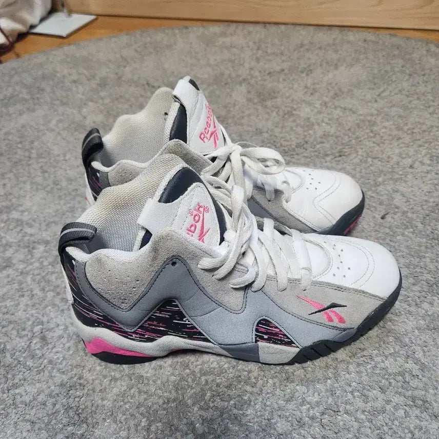 [BUNJANG] Reebok Kamikaze Basketball Shoes White Pink Grey / 리복 카미카제 농구화 화이트 핑크 그레이-260