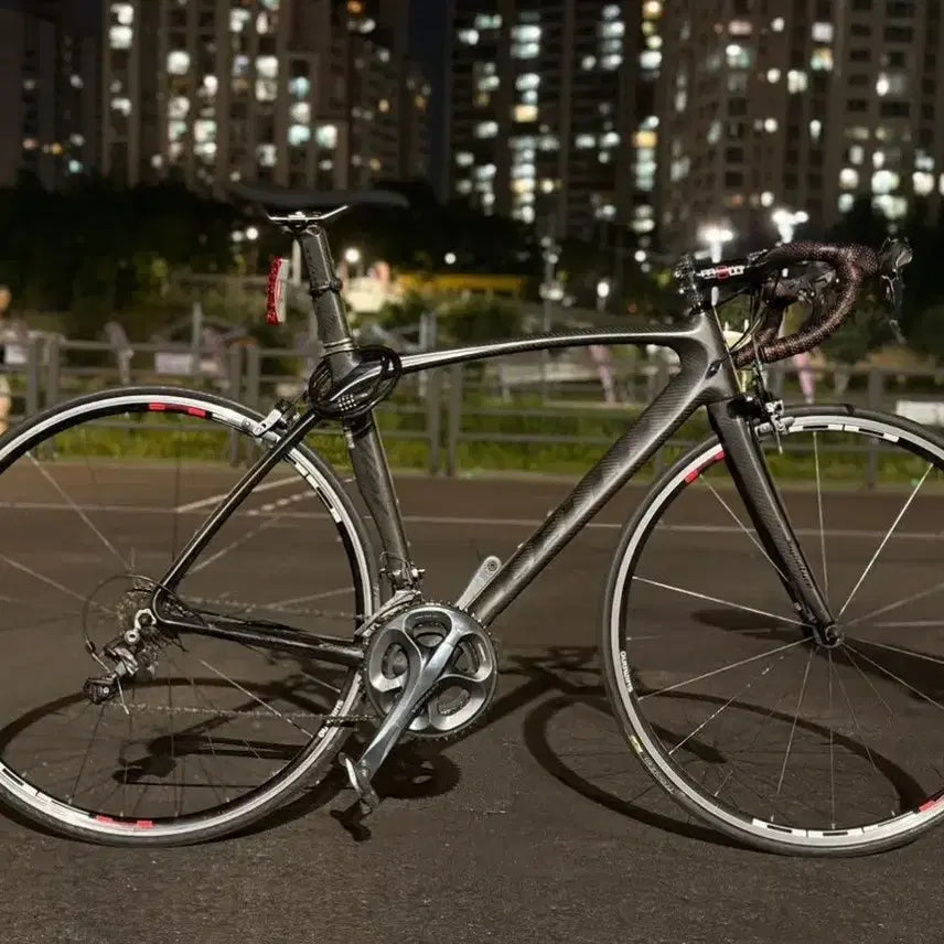 [BUNJANG] Cello Eliot S8 Full Carbon Ultegra Road Bike / 첼로 엘리엇s8 울테그라 풀카본 로드 개급처