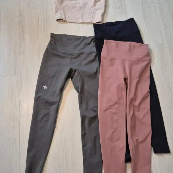 [BUNJANG] Xexymix Yoga Wear Set (Top x1, Leggings x3) / 운동복 세트, 하의3)