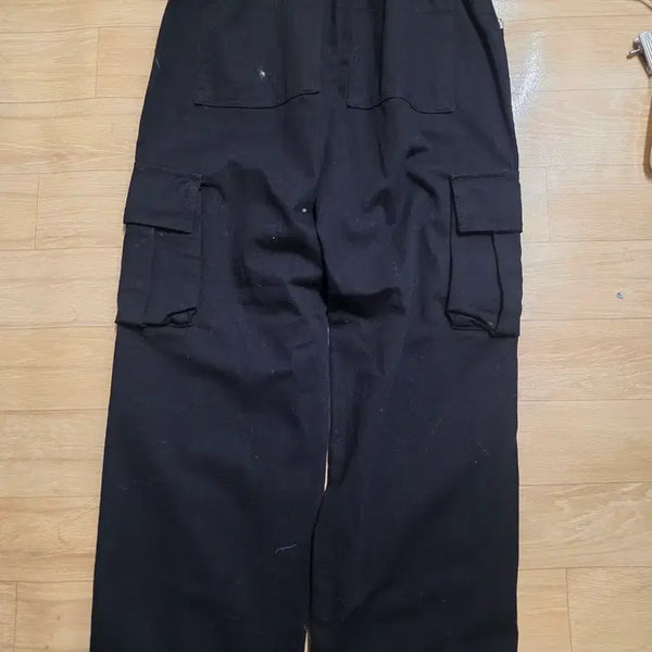 [BUNJANG] Black Cargo Pants (Size 32-33) / 블랙 카고 팬츠남자 32~33
