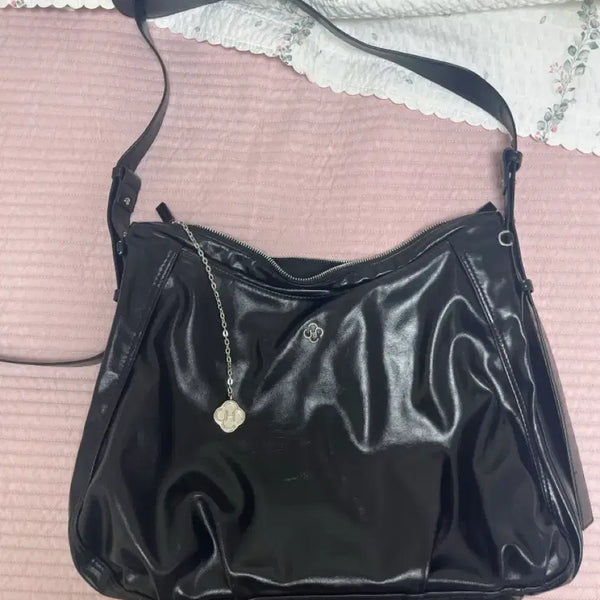[BUNJANG] HEIRLY 9 Pocket Big Bag Black / 히어리 구디 나인 포켓 빅백 블랙 구디백