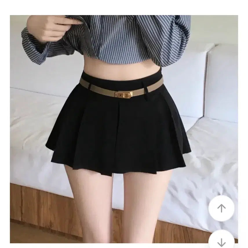 [BUNJANG] Blurfit A-Line Pleated Skirt Pants (Black, L) / 에이블리 블러핏 렌스 A라인 플리츠 치마바지 스커트 새상품
