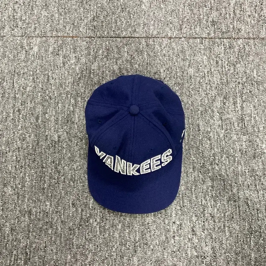 [BUNJANG] MLB New York Yankees Baseball Cap Navy / MLB 양키스 볼캡 네이비