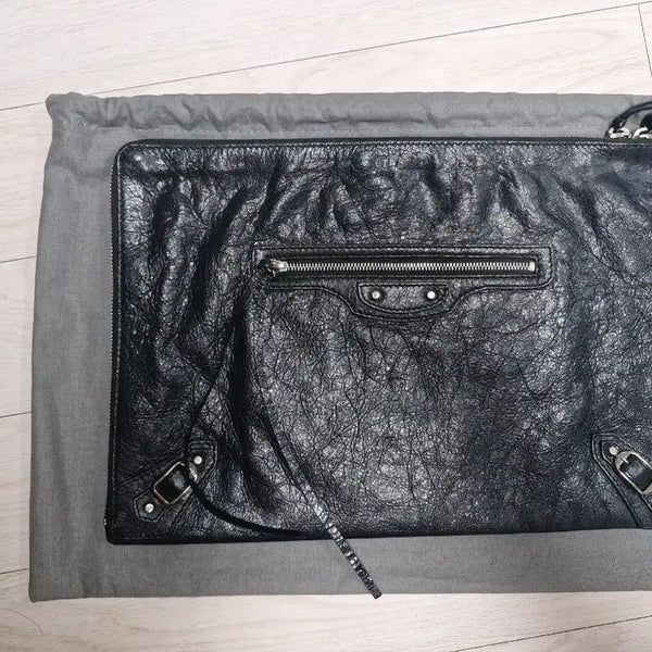 [BUNJANG] Balenciaga Black Leather Clutch Bag / 발렌시아가 클러치백 블랙