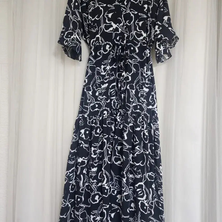 [BUNJANG] Floral Pattern Long Dress / 플로럴 패턴 롱 원피스