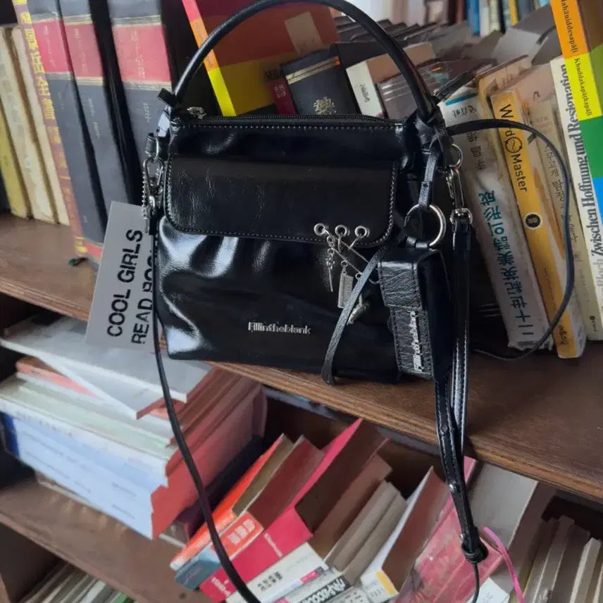 [BUNJANG] Fill the Blank PK Flap Bag Crossbody Bag Black / 필인더블랭크 PK Flap Bag 플랩백 크로스백 블랙