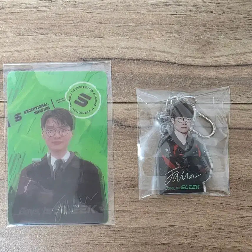 [BUNJANG] Faker SLEEK Lenticular Photocard & Keyring / 페이커 SLEEK 포토카드, 키링